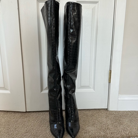 Black Croc-Embossed thigh High Boots - Picture 7 of 12